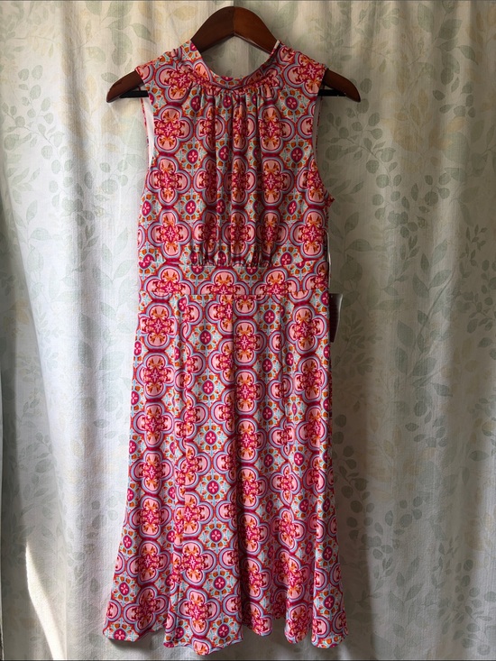 Donna Morgan Dresses & Skirts - Donna Morgan Printed Sleeveless Dress